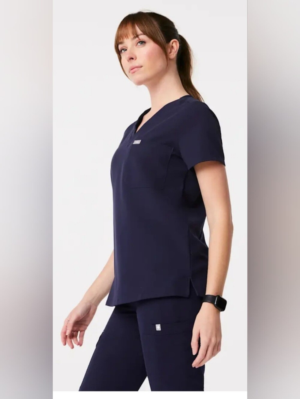 Figs medium Catarina one pocket navy blue scrub top technical collection